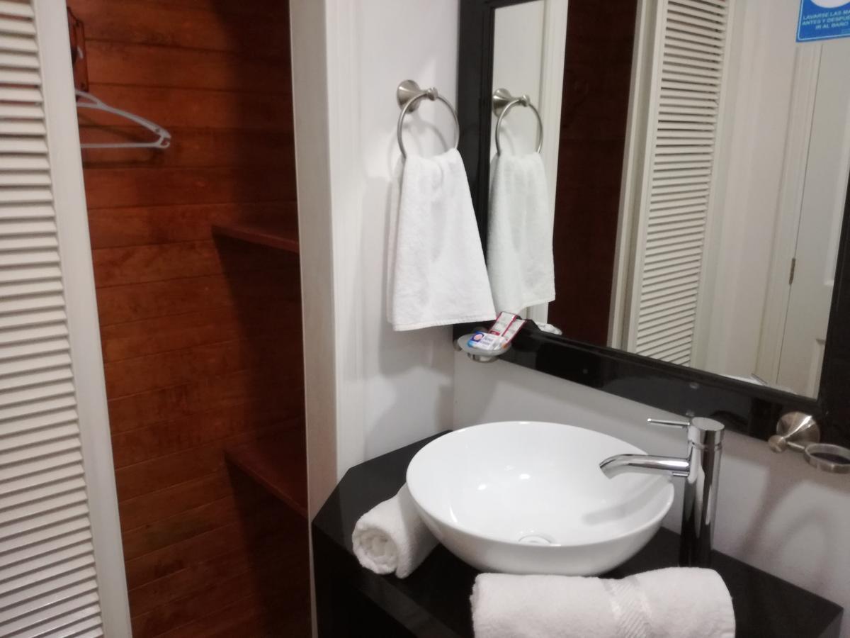 Hotel Y Plaza Jalpan de Serra Eksteriør billede